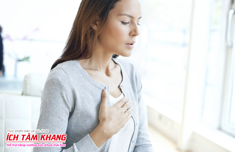 Khó thở là dấu hiệu thường gặp ở người hở van động mạch phổi nặng